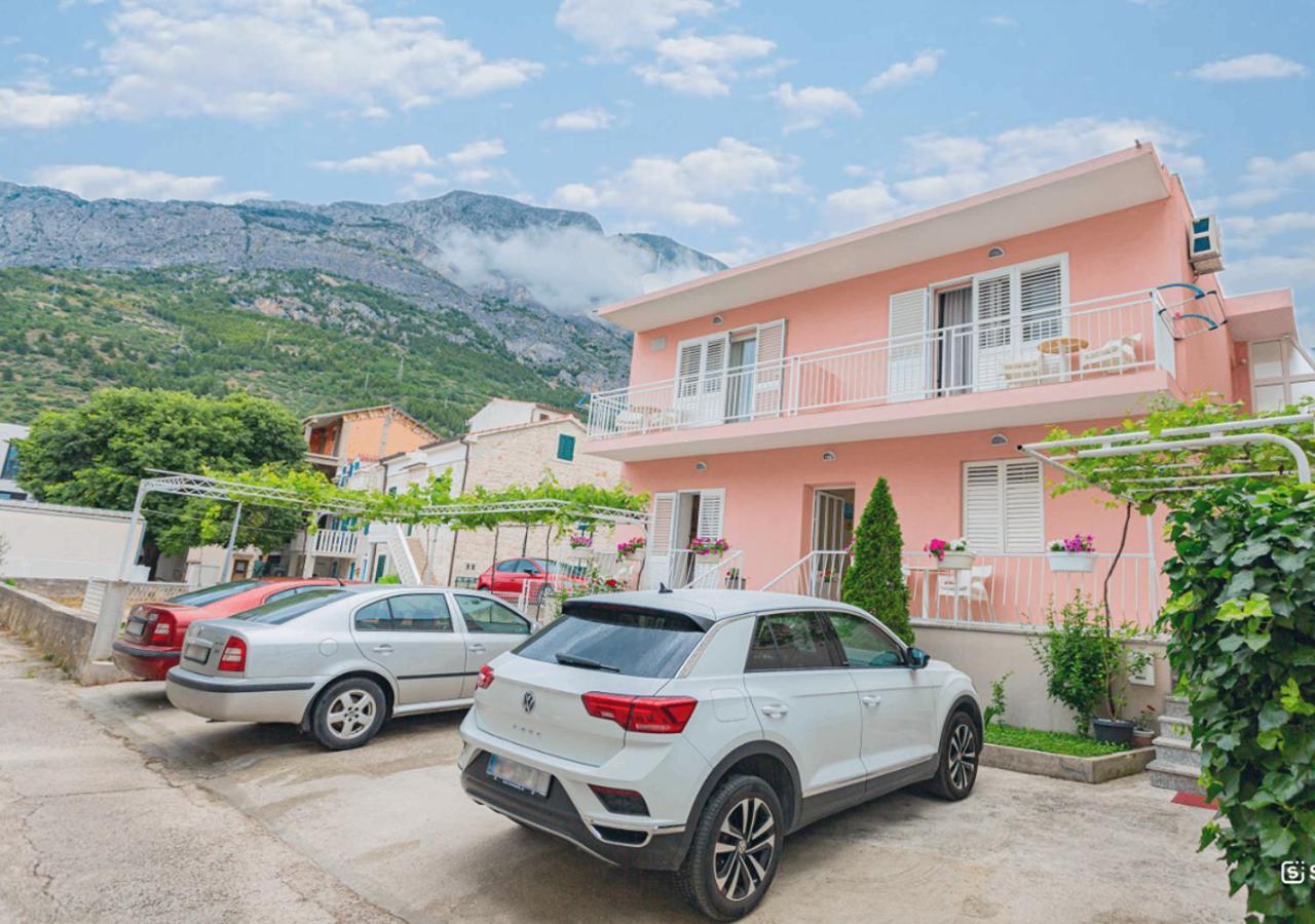 Baska Voda Apartments - Steps From The Beach, Free Parking, Central Location Exterior photo